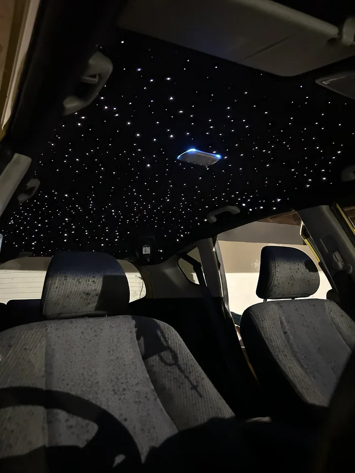 Dense white starlight roof